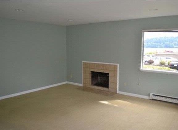 2nd image of 4050 W Lake Sammamish Pkwy NE Unit 8