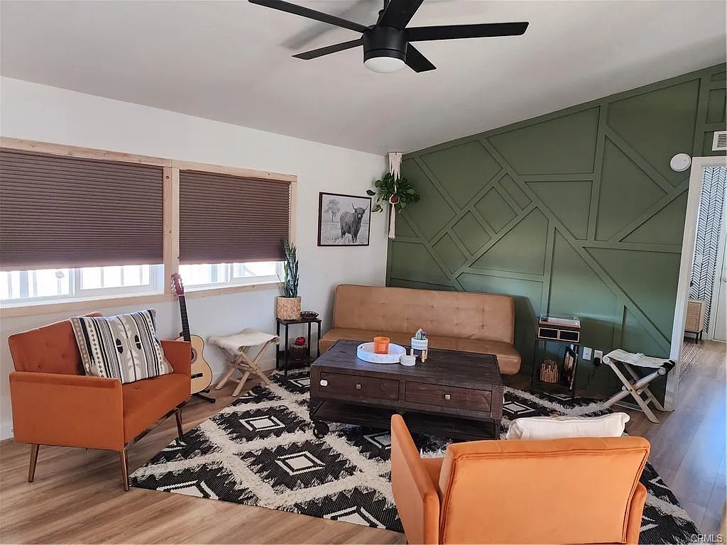 3 bed, 1157 sqft, $2,395 — Photo 3