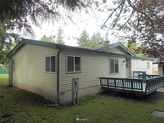 2nd image of 14911 62nd Pl NE