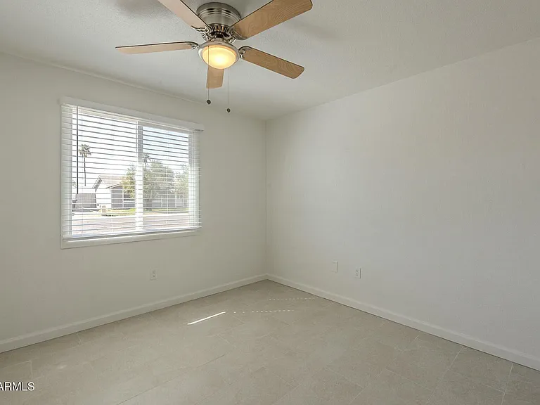 3650 E Eugie Ave — Photo 21