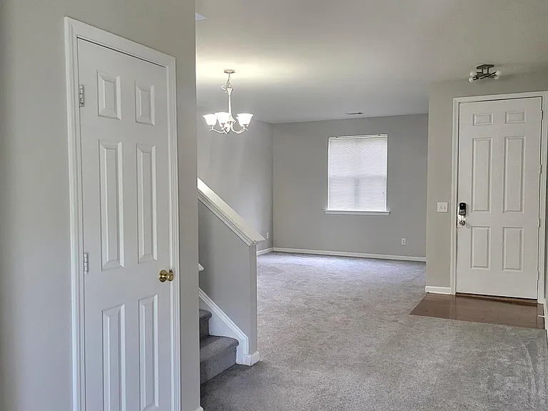 1113 Sparkling Cove Dr — Photo 21