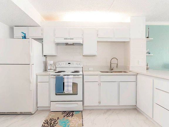 5th image of 120 Padre Blvd Unit 407