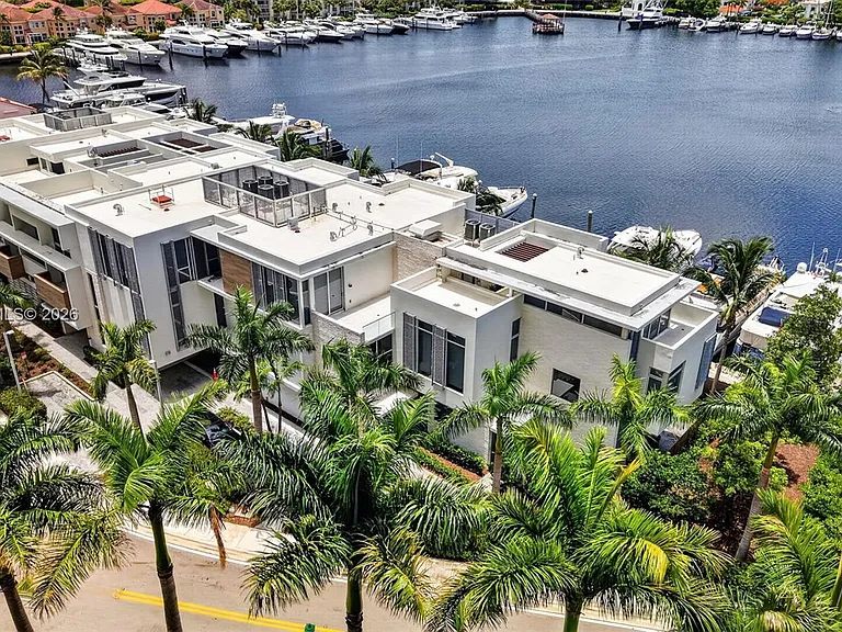 3750 Yacht Club Dr #Townhouse 5 — Photo 70