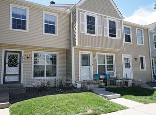 8860 W Dartmouth Pl, Lakewood, CO 80227
