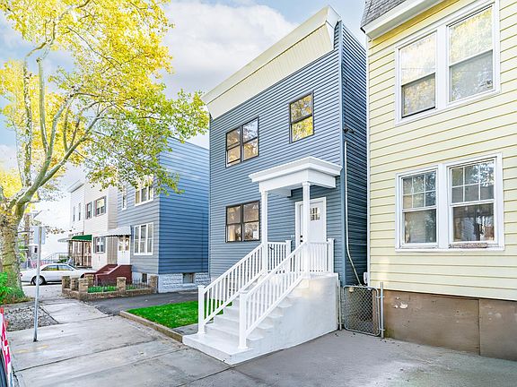 3rd image of 111 Clarke Ave