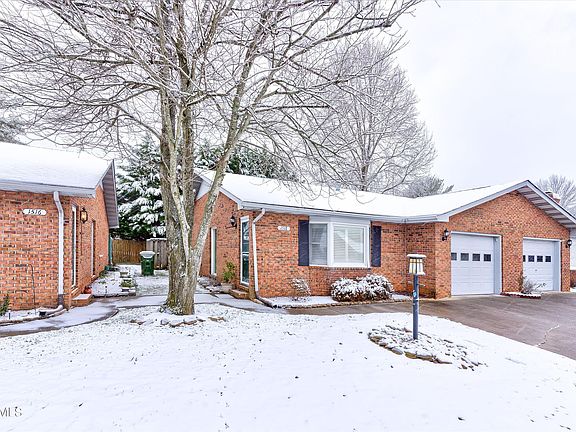 2nd image of 1518 Berwyn Dr