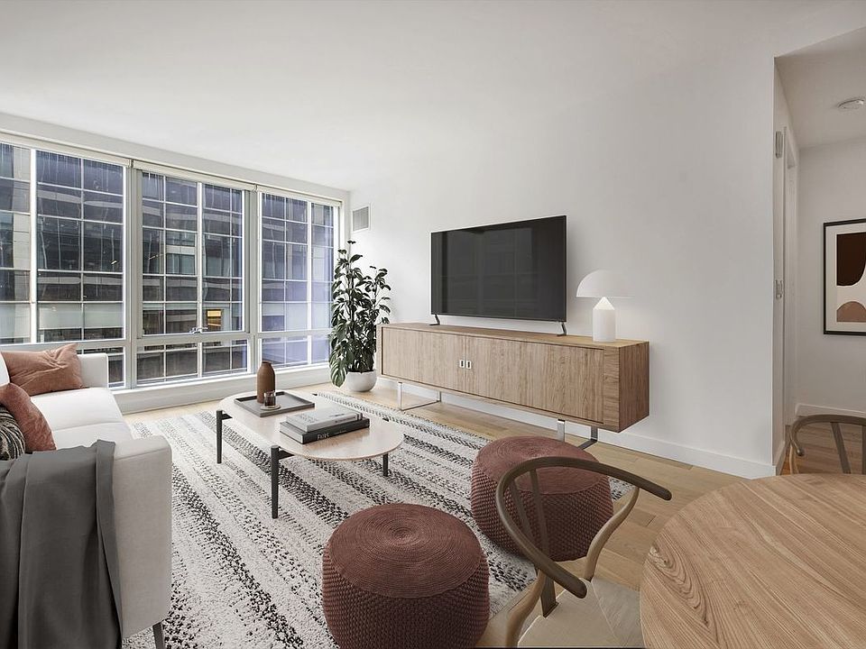1st image of 225 E 39th St APT 5E