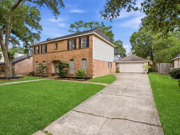 19719 Sweet Forest Ln, Humble, TX 77346