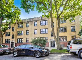 2723 W Wellington Ave #1, Chicago, IL 60618
