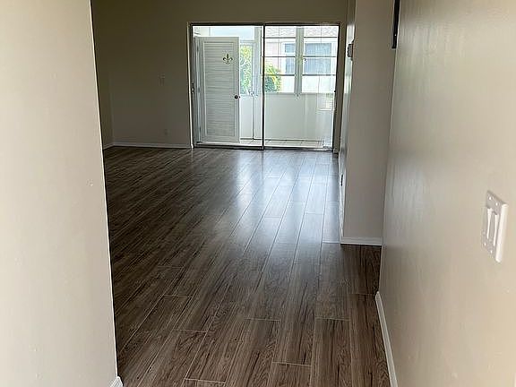 3rd image of 2665 Dudley Dr W APT G