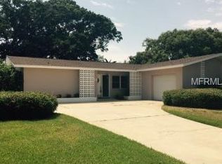 2330 Armour Dr, Dunedin, FL 34698