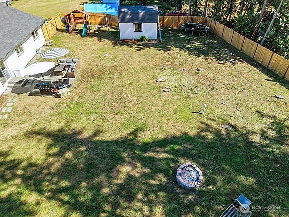 4th image of 135 Masonic Hall Rd