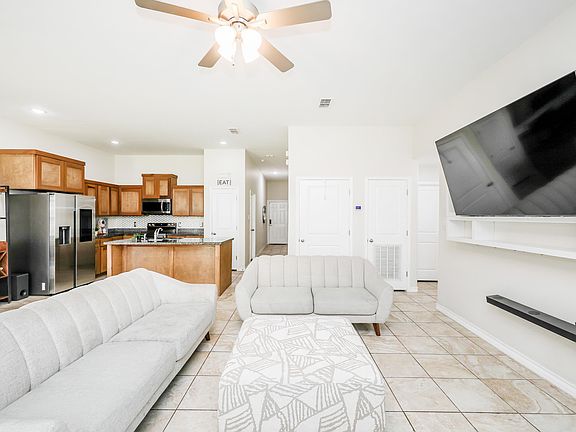 3rd image of 5414 Crucero Dr