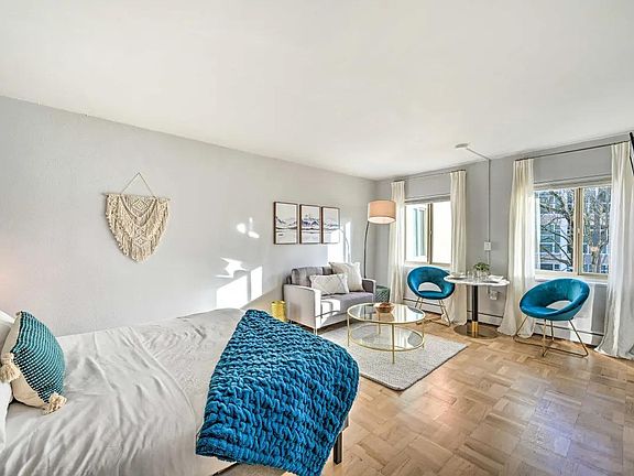 4th image of 1400 Hubbell Pl APT 1214