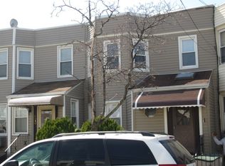 6538 Admiral Ave, Middle Village, NY 11379