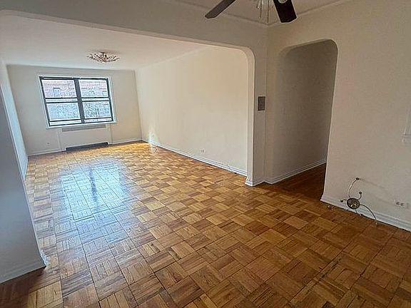 4th image of 6433 99th St APT 5S