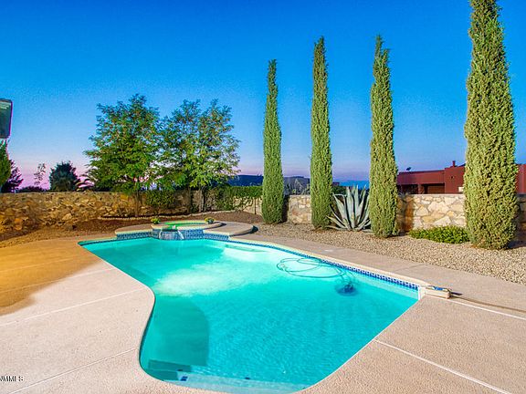 3rd image of 509 Corona Del Campo Loop