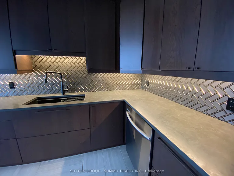 2301 Derry Rd W #701 — Photo 7