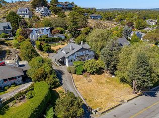 250 King George Ter, Oak Bay, BC V8S 2K2