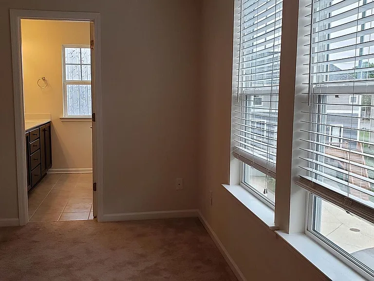 8517 Sharonbrook Dr — Photo 23