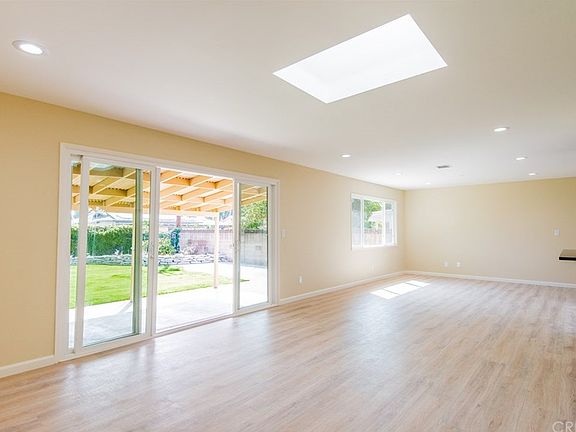 3rd image of 7506 Asman Ave
