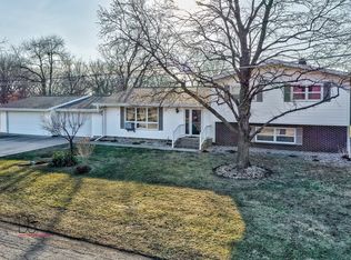 439 S Hossack St, Seneca, IL 61360