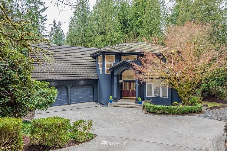 1st image of 463 209th Ave NE