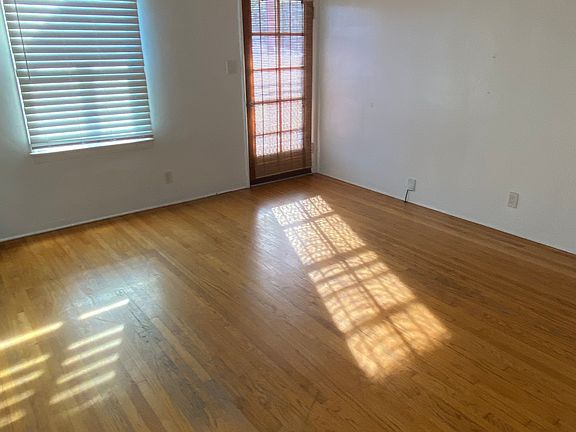 4th image of 2417 Mayberry St