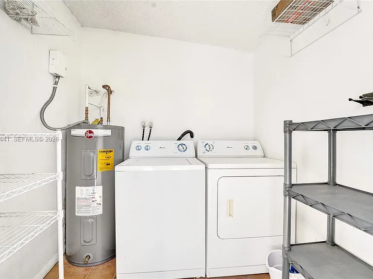 1361 Springside Dr #3 — Photo 47
