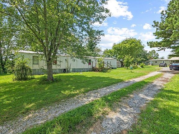 3rd image of 72 Hayes Ln