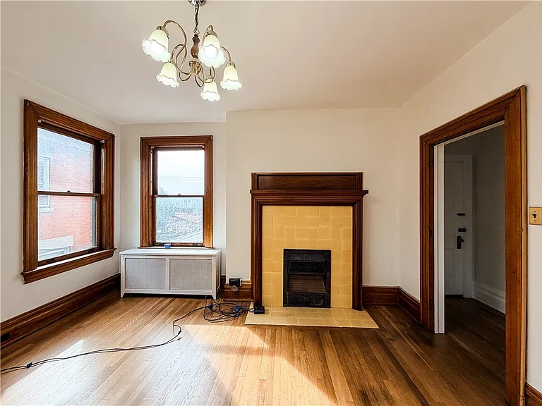 712 E Brady St #REAR — Photo 6