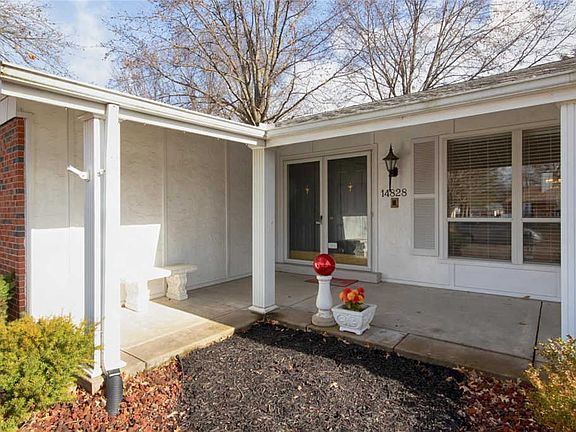 3rd image of 14828 Frais Dr