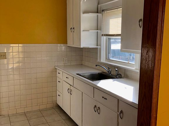 5th image of 1207 Washington Ave