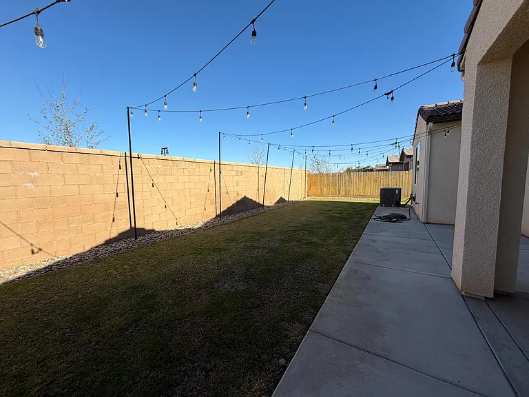 660 Atlantica Dr S — Photo 20