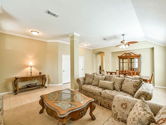 4th image of 12722 Benton Park Ln