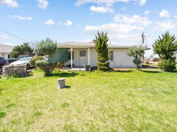 1795 NW 11th St, Hermiston, OR 97838
