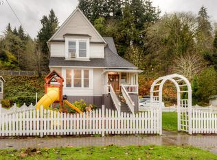 4709 Cedar St, Astoria, OR 97103