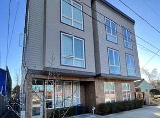 8130 SE Woodward St #305, Portland, OR 97206
