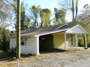 1107 Lookout Ave, Oliver Springs, TN 37840