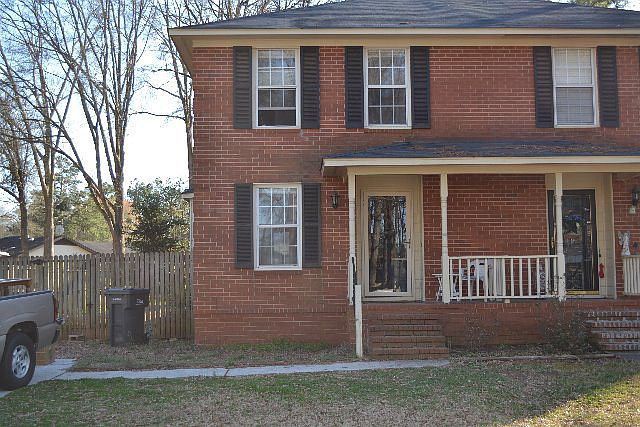 1st image of 2446 Deodara Dr