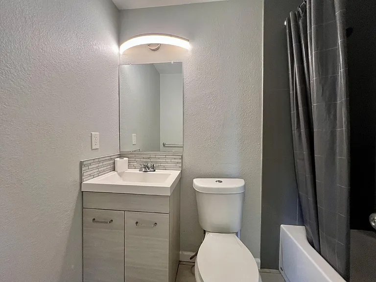 13238 Alcott Cir — Photo 17