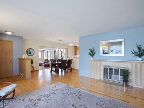 4th image of 3217 Cavell Ln