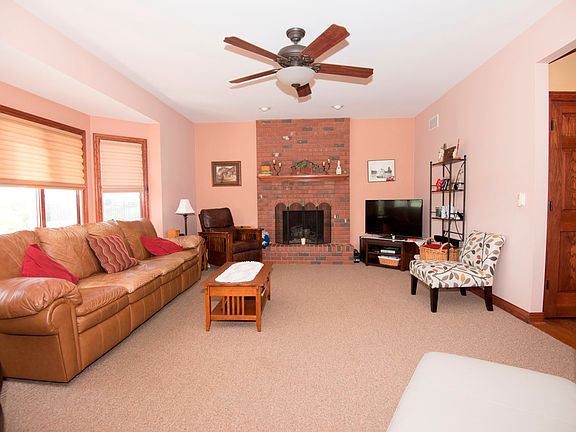 3rd image of 15473 W Lakeview Dr