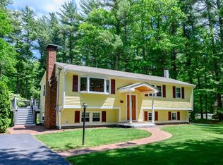64 Elm St, Pembroke, MA 02359