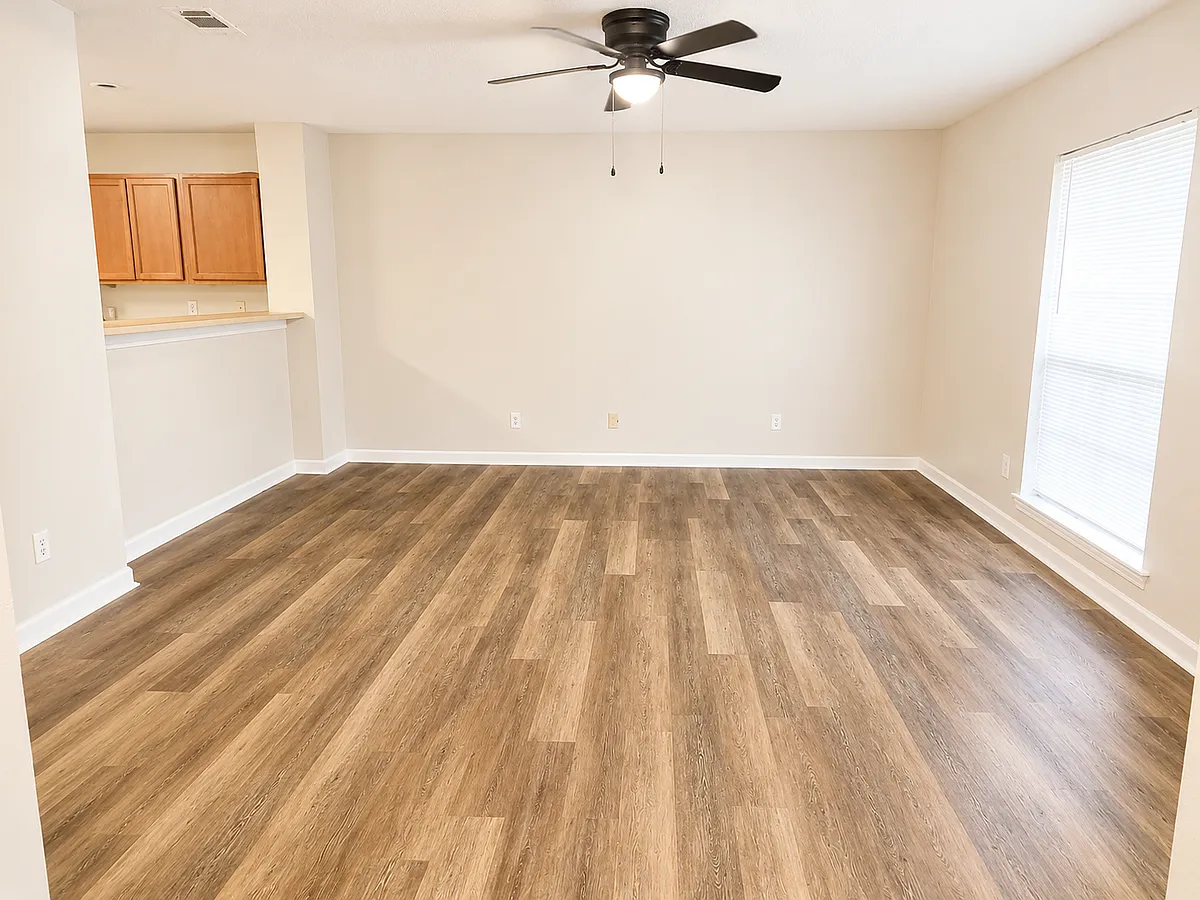 Building Photo - 1081 Clairise Ct