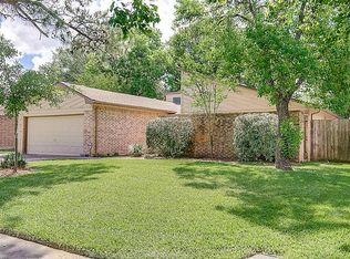 6815 Briarfield Dr, Spring, TX 77379