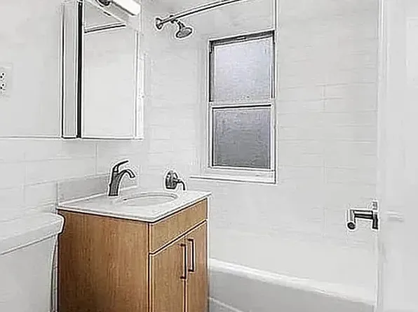 45 West 139th Street image 3 of 3