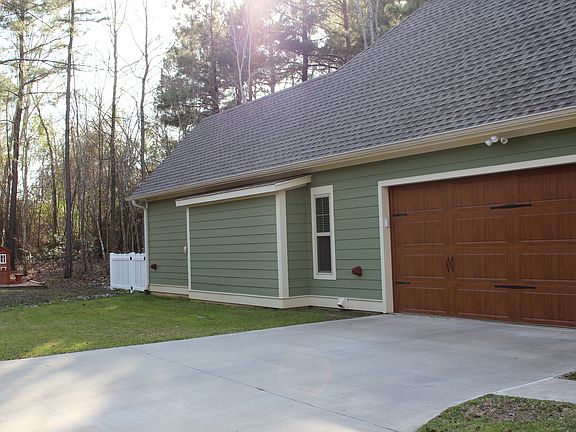 4th image of 240 Graybill Plantation