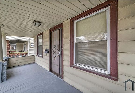 5th image of 2807 E 124th St