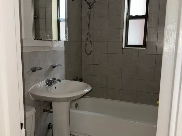 88-10 34th Avenue image 7 of 13